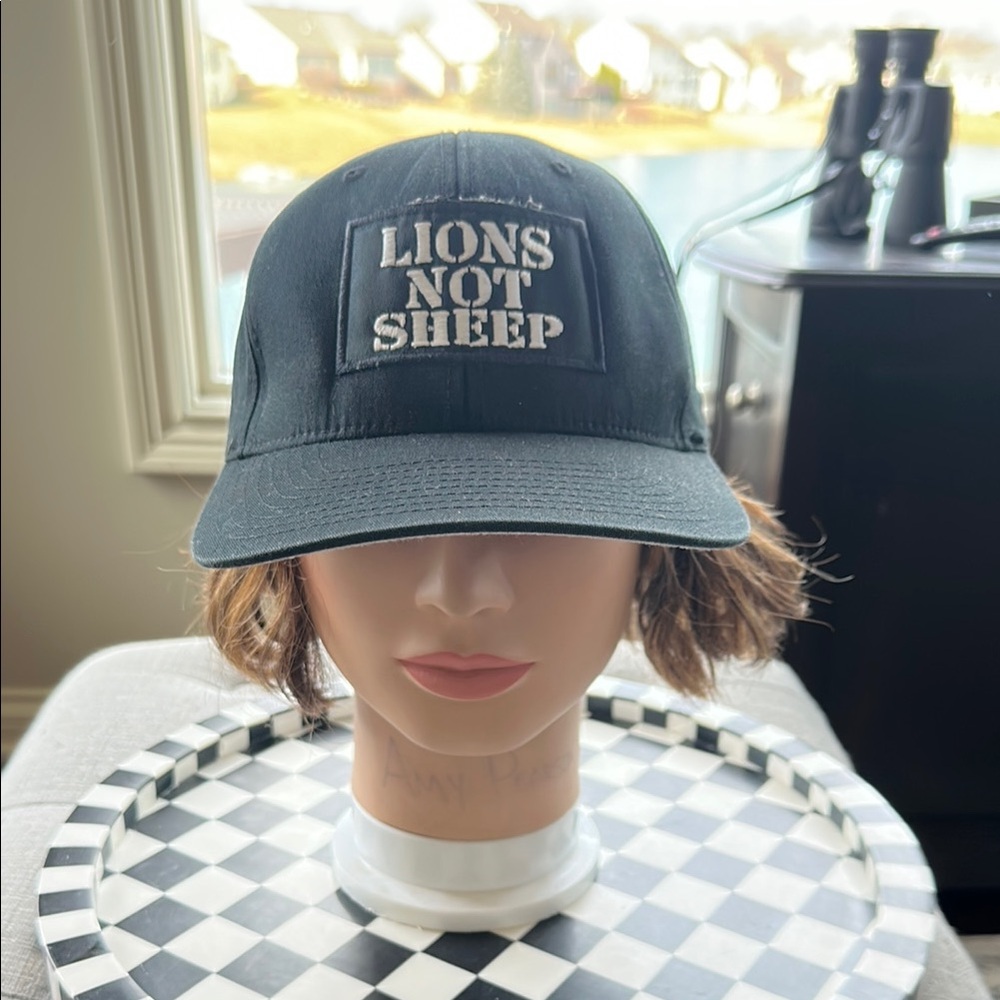 Black 'Lions Not Sheep' Cap